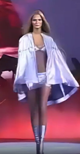 你被假行业专家误导中文中文字幕在线免